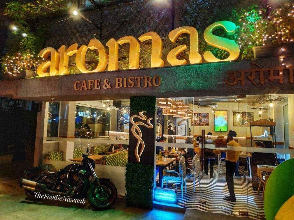 Aromas Café & Bistro