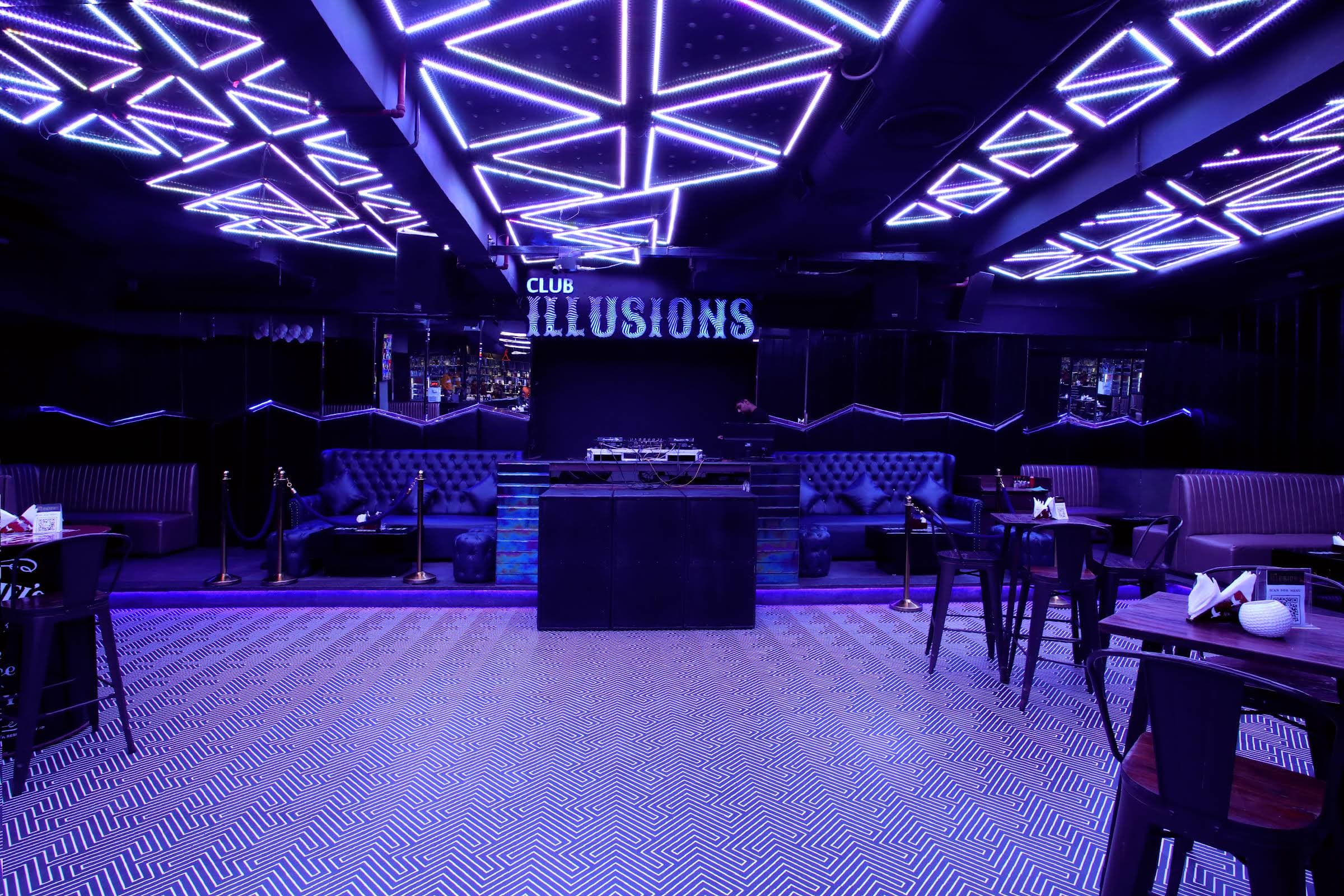 Club Illusions