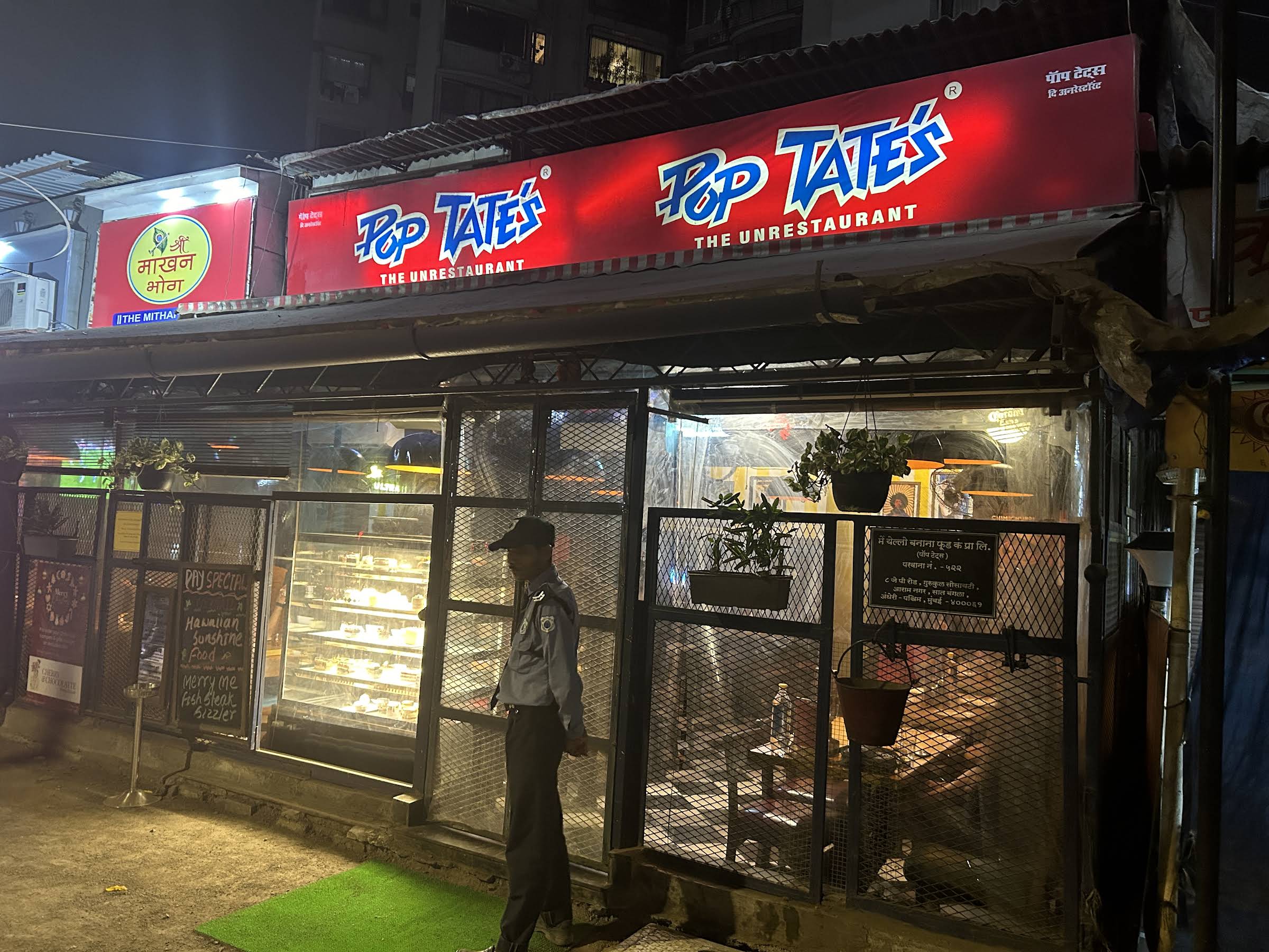 Pop Tate's Seven Bungalows Andheri