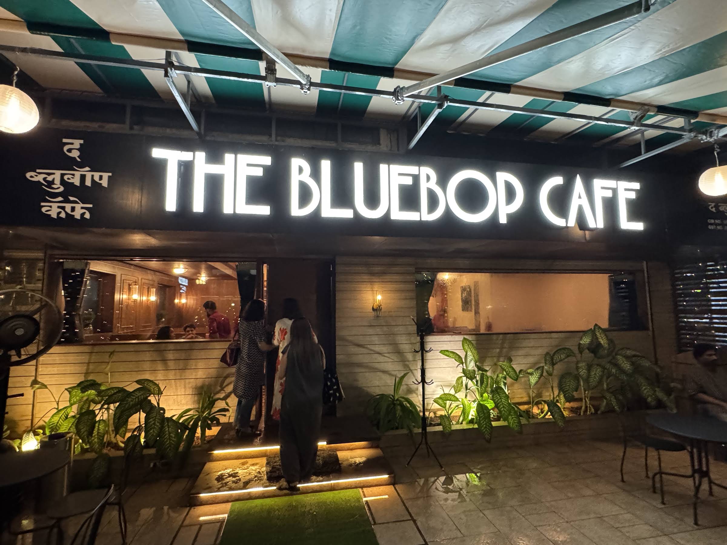 The Bluebop Cafe